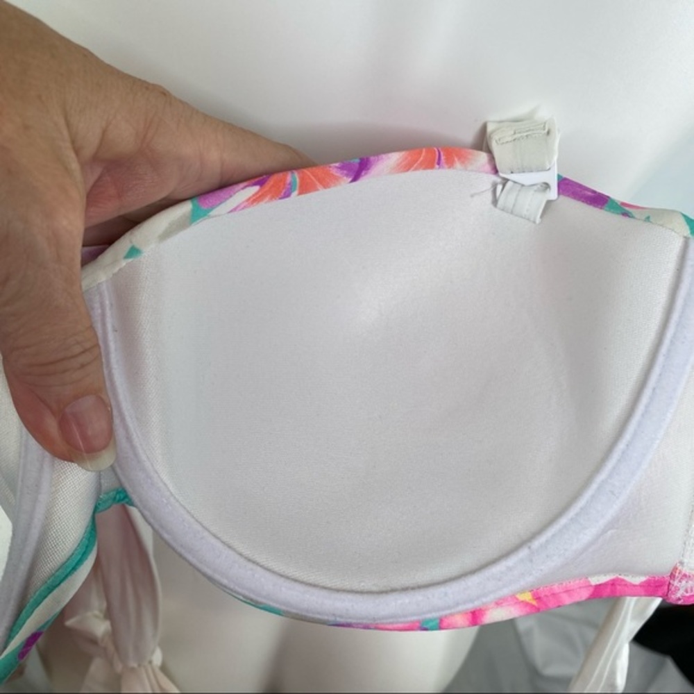 Coco Reef 5 Way Tie White Multi Color Bikini Top Touch of Tropics 36/38 C - Picture 9 of 10